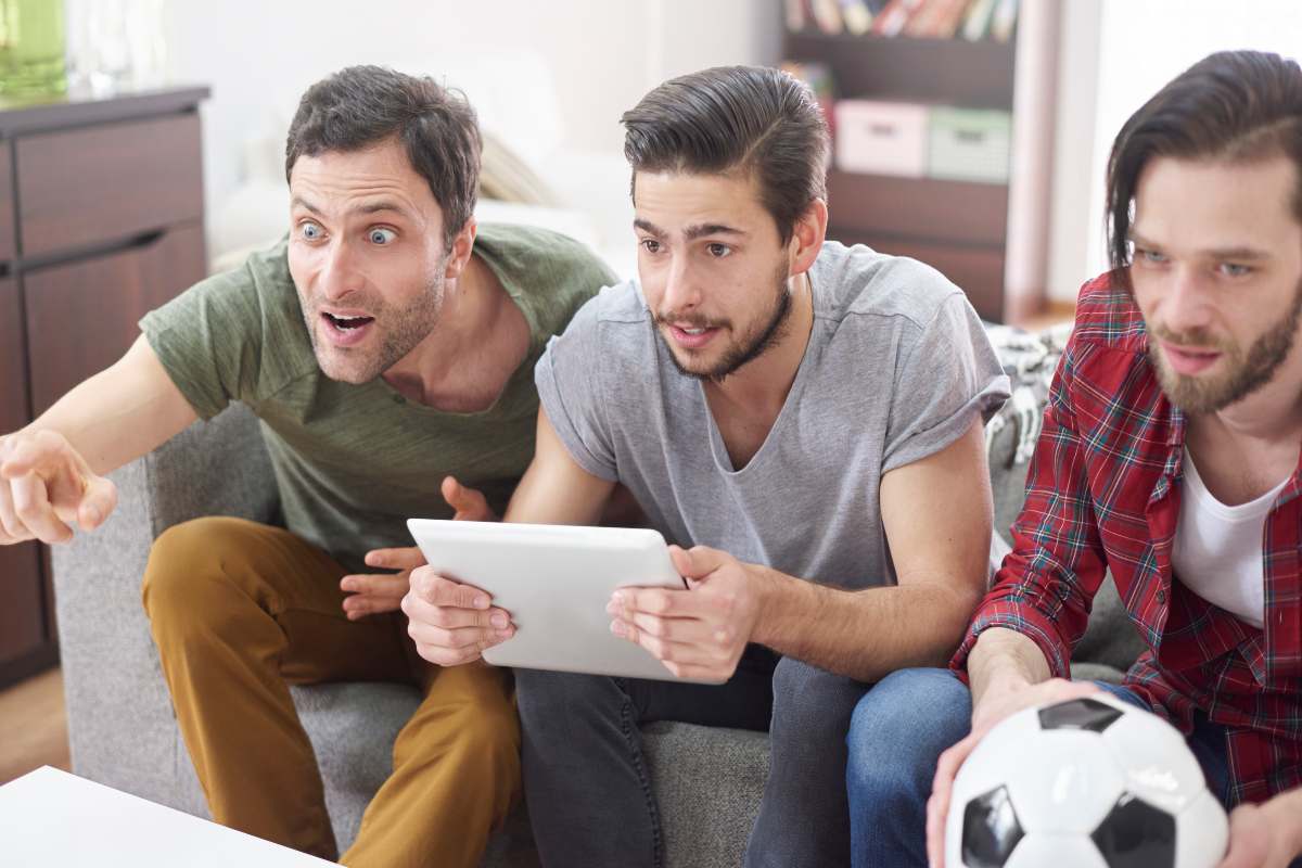 Smart TV streaming IPTV in Dubai